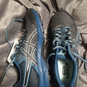 NWT Asics womens size 9.5